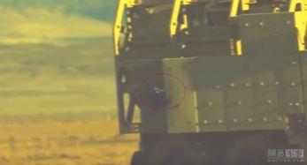 国产电磁炮射击视频播放,弹道精准，威力惊人